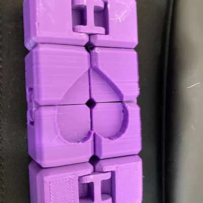 Khối Infinity Heart Cube (mô hình nhiều phần)