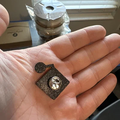 Pin Snoo r/Rivian