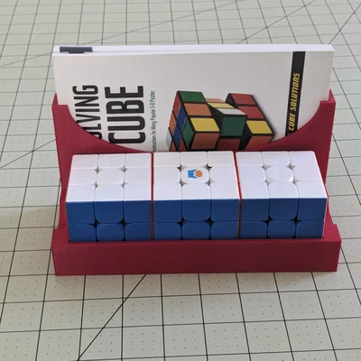Organizer đựng Rubik Cubes và sách