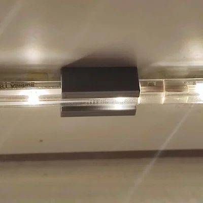 Ngàm gắn dải đèn LED (LED strips mount) in 3D đơn giản, thẩm mỹ