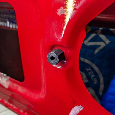 Đai ốc/bát gắn loa Alfa Romeo 145/146 (speaker nuts)