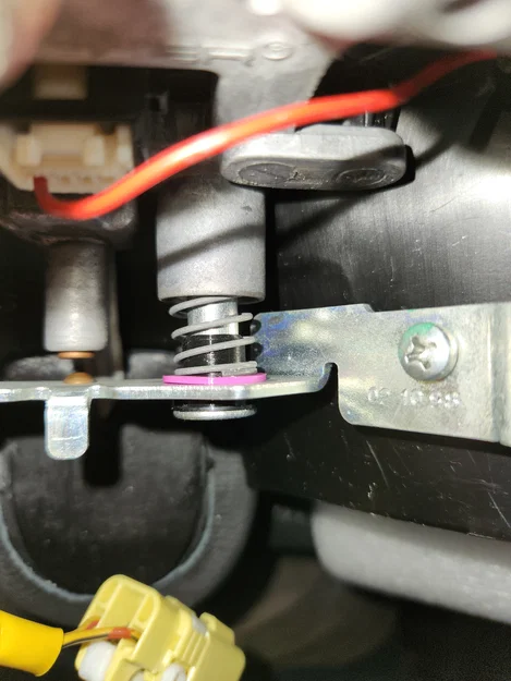 Bộ đệm và cách điện nút còi cho Mazda NB Miata (Tự in 3D) - Image 1