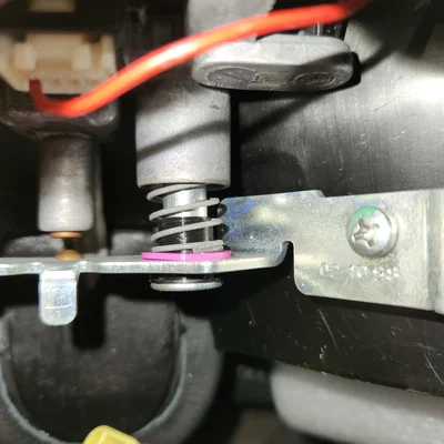 Bộ đệm và cách điện nút còi cho Mazda NB Miata (Tự in 3D)