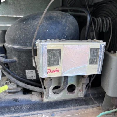 Nắp bảo vệ Danfoss KP15 (In 3D cho bộ điều khiển áp suất)