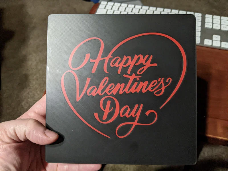 Hộp kèm khay đựng cho 8 khuôn cắt cookie Valentine - Image 2