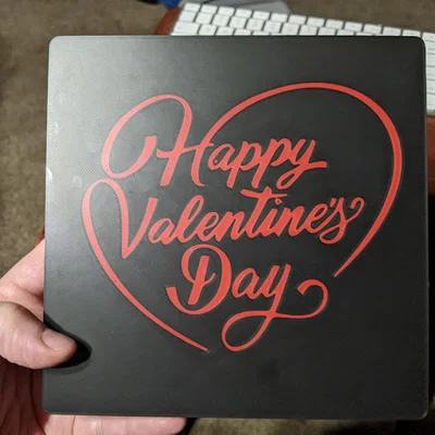 Hộp kèm khay đựng cho 8 khuôn cắt cookie Valentine