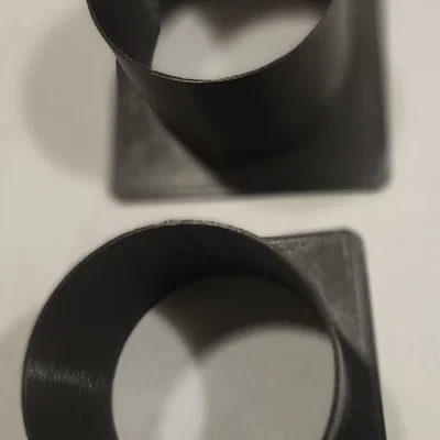 Cổng Luồn Dây Qua Tường (Wall Cable Port)