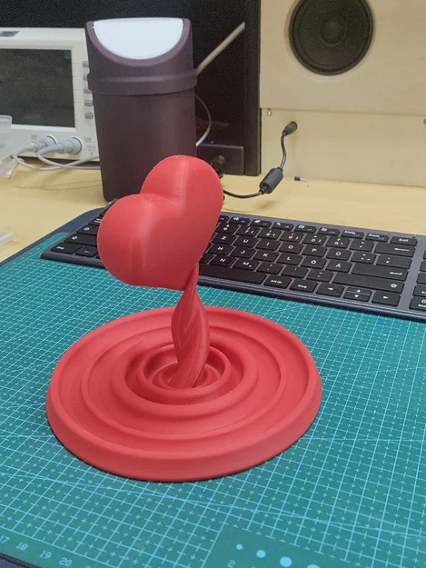 Mô hình 3D Wavey Heart - Trang trí trái tim gợn sóng lãng mạn - Image 1