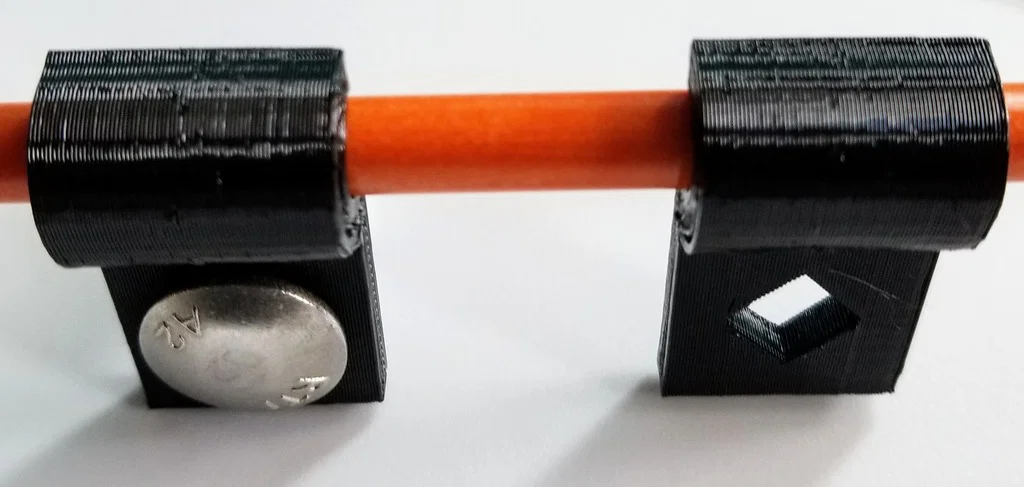 Kẹp Cọc Đánh Dấu – Driveway Marker Clip - Image 6