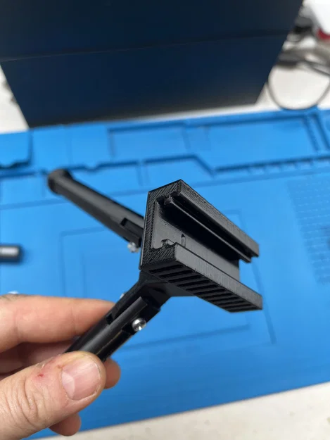 Chân đế gập gọn cho NERF Operator (collapsible stand) - Image 3