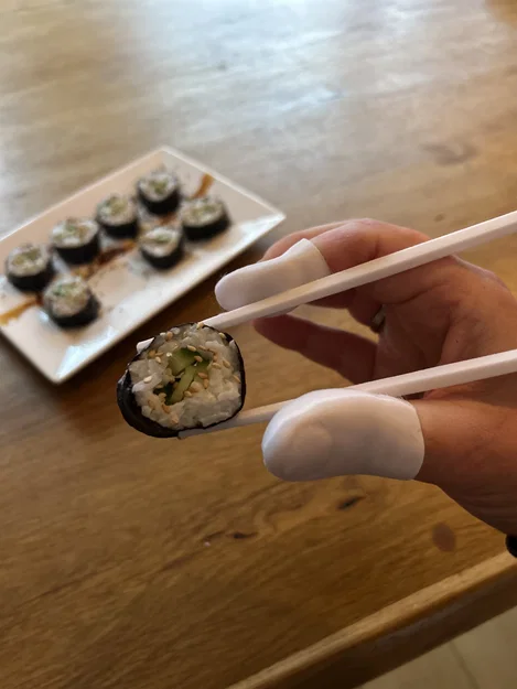 Ngón tay gắn đũa (Chopstick fingers) - Image 1