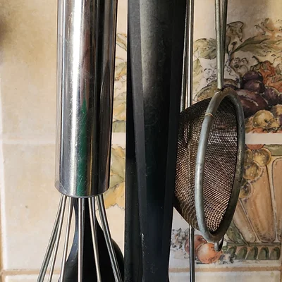 Giá treo dụng cụ nhà bếp xoay 360 độ tiện lợi - File in 3D