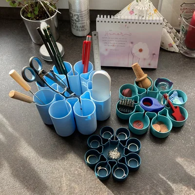 Khay Để Đồ Linh Tinh (Catch-All Trays) — flow.er