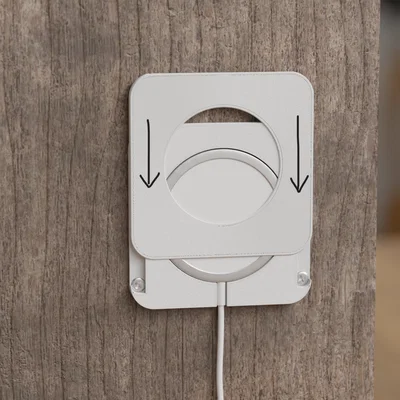Ngàm gắn tường MagSafe cho iPhone (MagSafe wall mount)