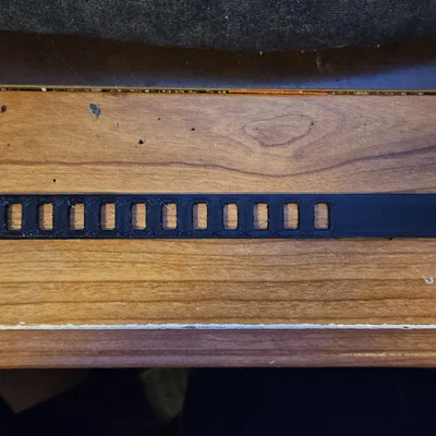 Dây đeo thẻ hành lý (Luggage tag strap)