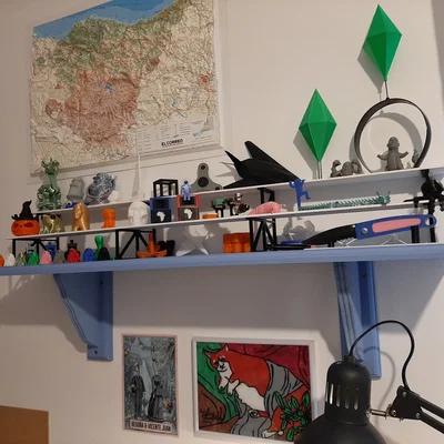 Khán đài 2 tầng để trưng bày đồ in 3D (Bleachers for 3D Prints Display)