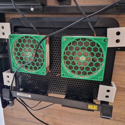 Giá treo laptop dưới bàn (Laptop under desk holder)