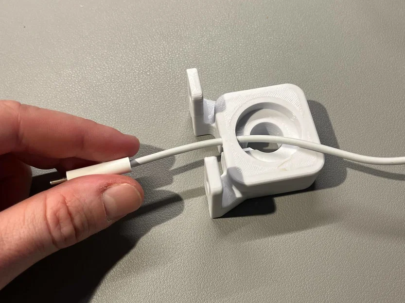 Giá đỡ sạc Apple Watch USB-C cho pegboard IKEA Skadis - Image 8