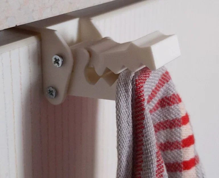 Móc kẹp khăn cá sấu tự nhả (Self releasing croco towel clamp hook) - Image 2