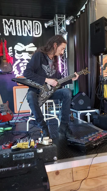 Guitar Flying V (B.C. Rich Signature V 2010) – bản in 3D - Image 2