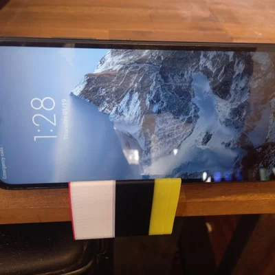 Kẹp Bàn Bám Chắc Giữ Điện Thoại/Tablet/Bàn Phím (Strong Grip)