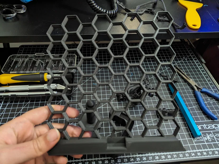 Giải pháp lưu trữ công cụ dưới bàn làm việc với HSW (Honeycomb) - Image 3