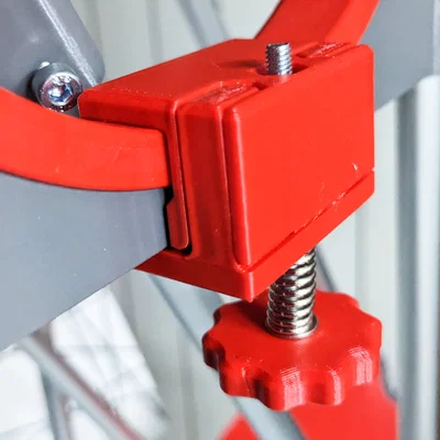 Kẹp chỉnh lực (pressure clamp) cho gối đỡ altitude của kính thiên văn Hadley