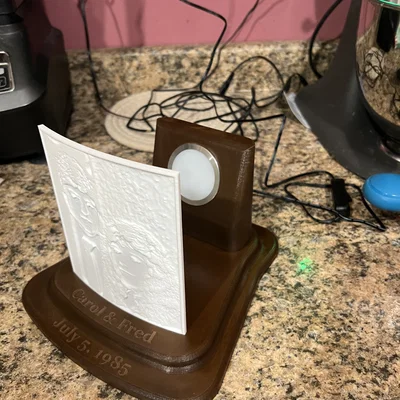 Kệ đỡ Lithophane Stand (dạng cong)