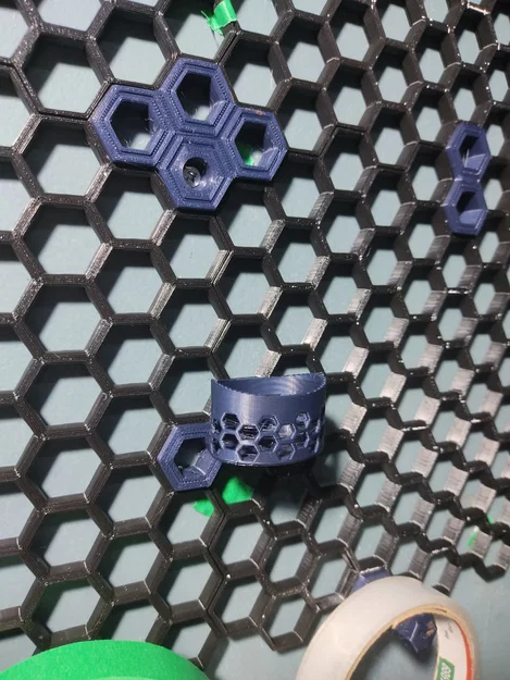 Giá treo keo dán sắt 3D cho hệ thống bảng HSW (Honeycomb) - Image 2