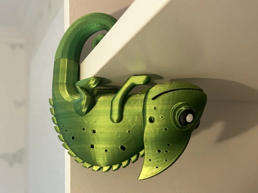 Shelf Chameleon – Tắc kè hoa trang trí kệ - Image 1