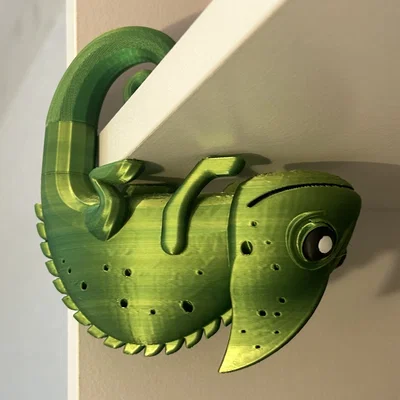 Shelf Chameleon – Tắc kè hoa trang trí kệ