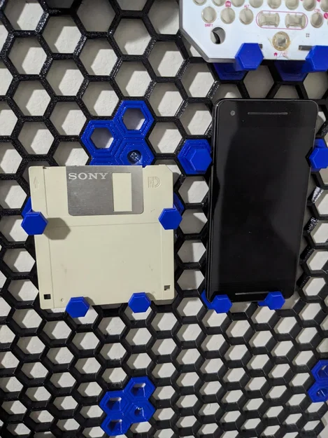 HSW Universal Parametric Hooks (Móc tham số tuỳ biến cho Honeycomb Storage Wall) - Image 3