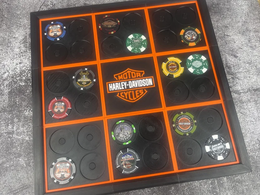 Khung trưng bày Poker Chip Harley Davidson - Image 2