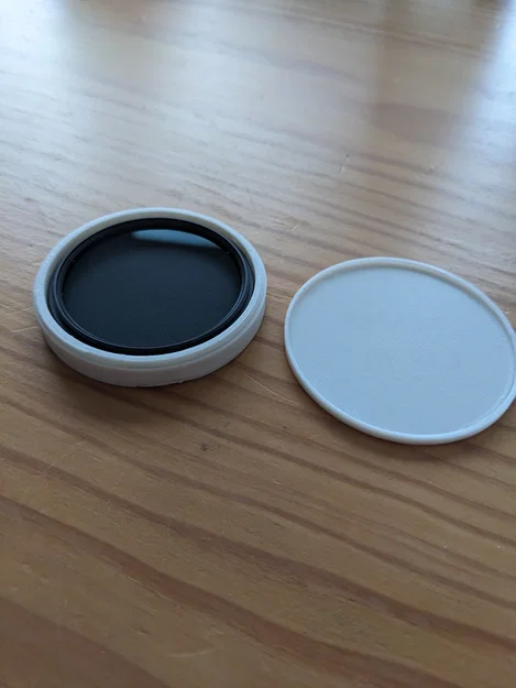 Hộp Đựng Kính Lọc (Filter) Máy Ảnh 52mm Tối Giản - Image 1