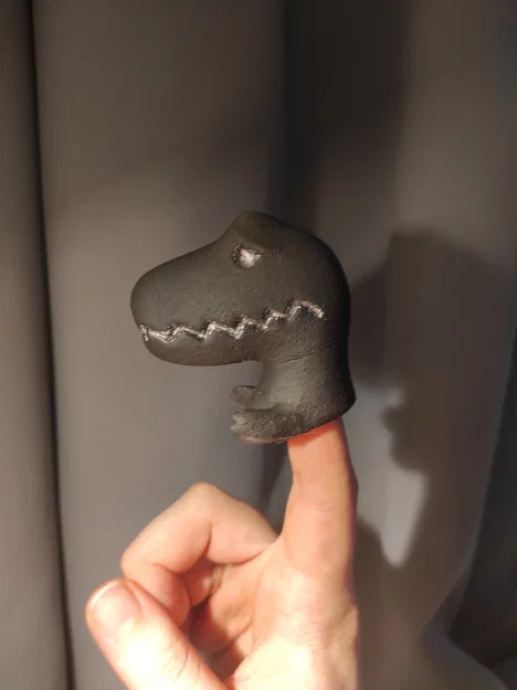 Đồ chơi ngón tay Clap T-rex - Image 4