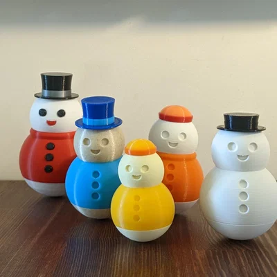Người Tuyết Lật Đật (Roly-Poly Snowman)