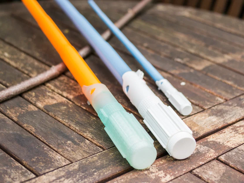 Đồ chơi Lightsaber Anakin dạng thu gọn, bền và dễ scale - Image 6