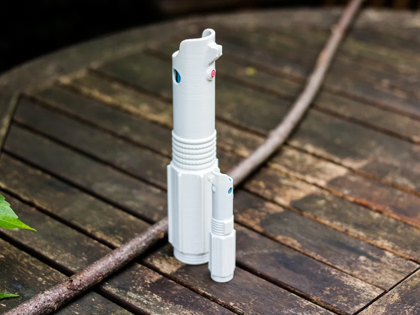Đồ chơi Lightsaber Anakin dạng thu gọn, bền và dễ scale - Image 7