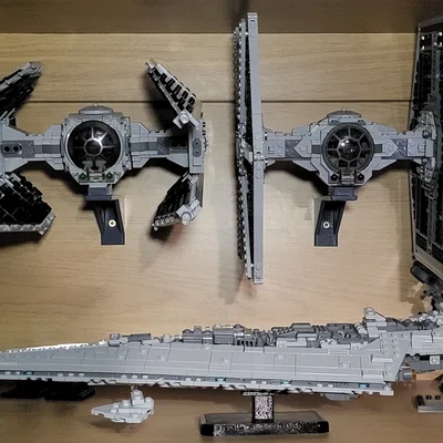 Giá treo tường LEGO Star Wars TIE 75211/75348 (Wall Mount)