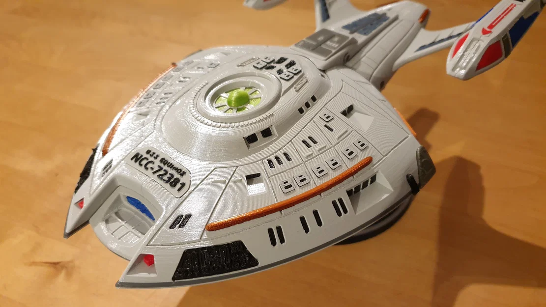 Mô hình in 3D tàu vũ trụ Star Trek U.S.S. EQUINOX cực chất - Image 3