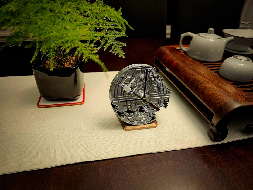 Đồng hồ Death Star để bàn (Desktop Death Star Clock) - Image 1