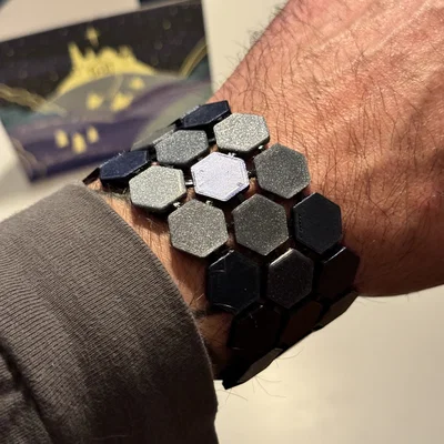 Vòng tay Hexagon dẻo – Remastered (TPU/PLA)