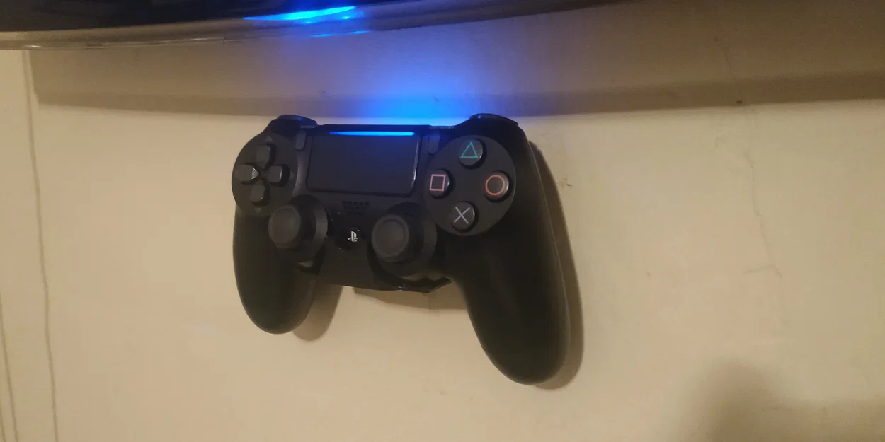 Giá treo tường tay cầm Playstation 4 Dualshock Controller - Image 1