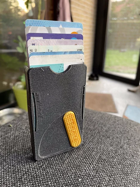 Ví thẻ mỏng 8 thẻ nhiều màu kèm AirTag (Slim card wallet) - Image 10