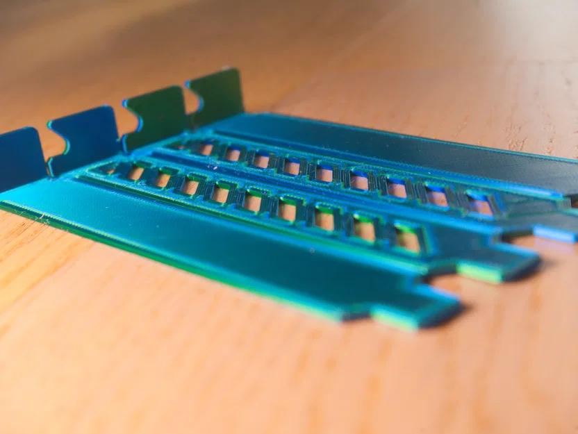 Nắp đậy khe cắm PCIe (PCIe Slot Covers) - Che bụi case máy tính - Image 3