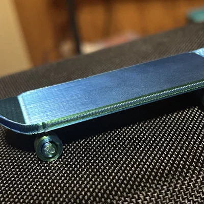 Ván trượt ngón tay Print-in-Place có bánh xe quay (Tech Deck)