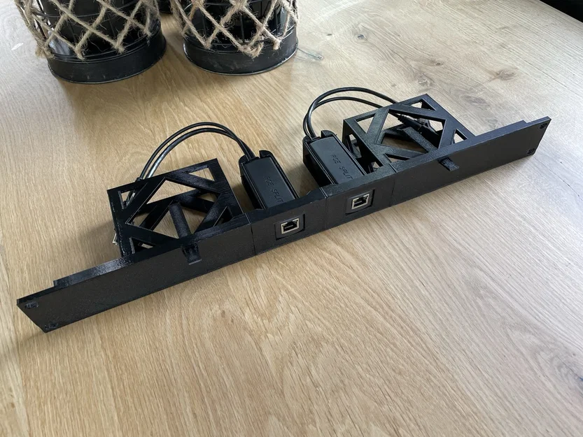 Ngàm rack 1U cho Philips HUE Bridge (PoE splitter / Keystone) - Image 1