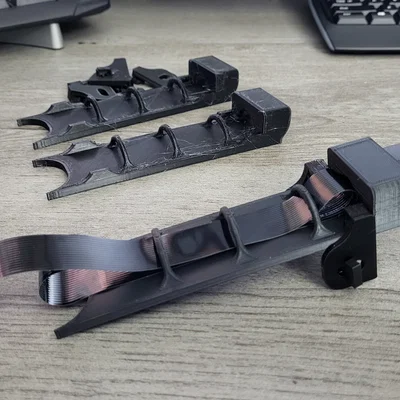 Giá đỡ thẻ nhớ SD cho SV06 (kèm cáp nối dài)