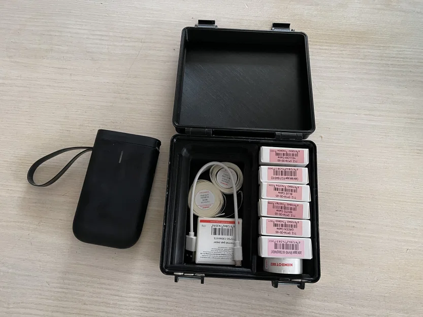 Hộp đựng Rugged Box 3D cho máy in nhãn Niimbot D11 - Image 2