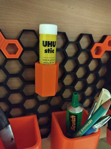 Giá treo keo dán UHU tiện lợi cho bảng Honeycomb Storage Wall - Image 1
